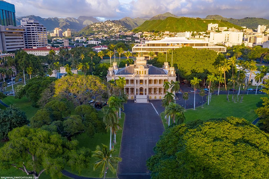 Hawaii Places Worth Visiting Iolani Palace